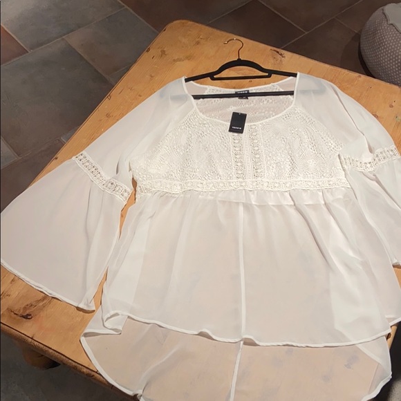 NWT Sz 3 Torrid plus size white blouse shirt party dress casual top flowy - Picture 1 of 9